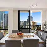 Absolute Riverfront 2Br Apt, Views From Every Room