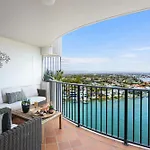 Absolute Riverfront 2Br Apt, Views From Every Room